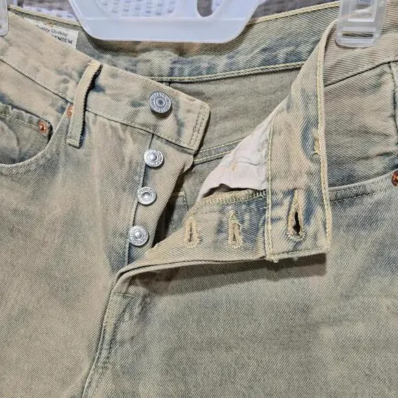 Levi’s Premium Women’s 501 Skinny Jeans 24x30 Cloudy Khaki Button Fly - Picture 3 of 9